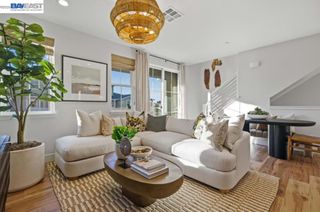 4828 Las Positas Road 116, Livermore, CA 94551