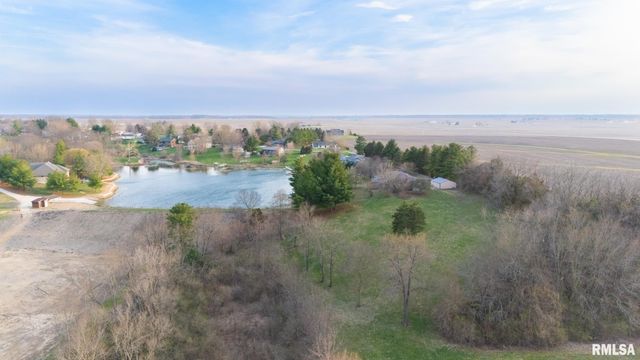 114 CLEARVIEW Drive, Pekin, IL 61554