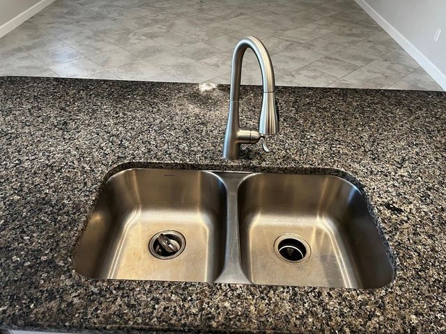 25195 LAMBRUSCO LOOP, Lutz, FL 33559