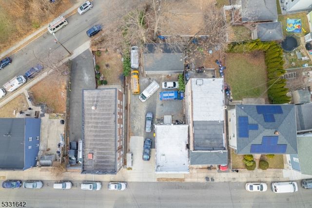 87 Macarthur Ave, Garfield City, NJ 07026