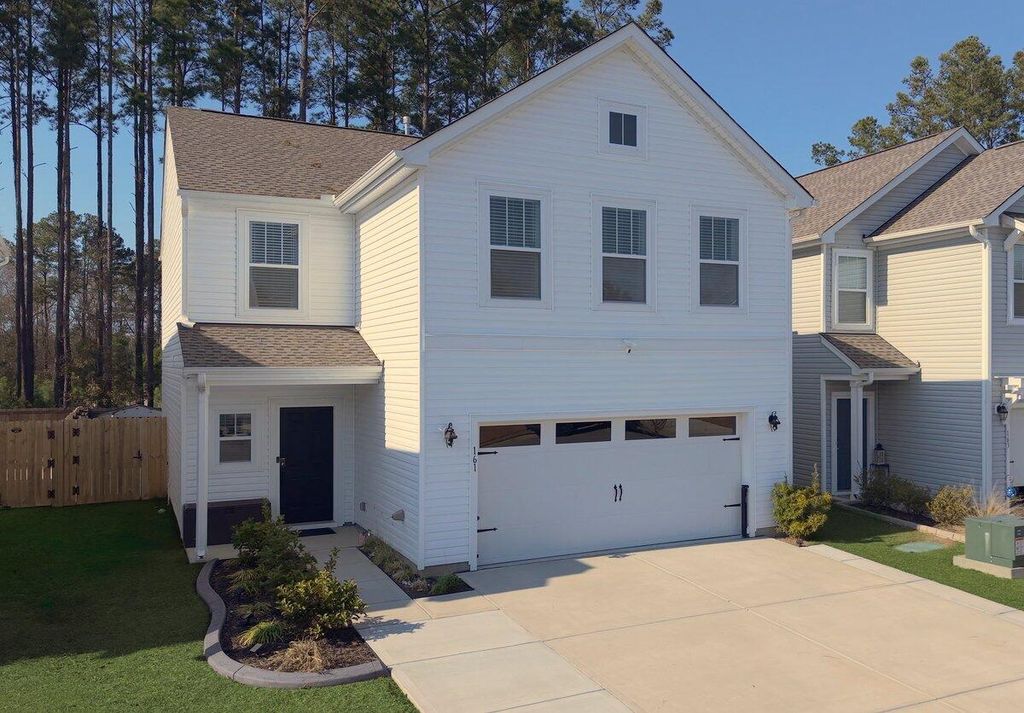 Image 1 of property listing at 161 Surfbird Road, Summerville, SC 29486