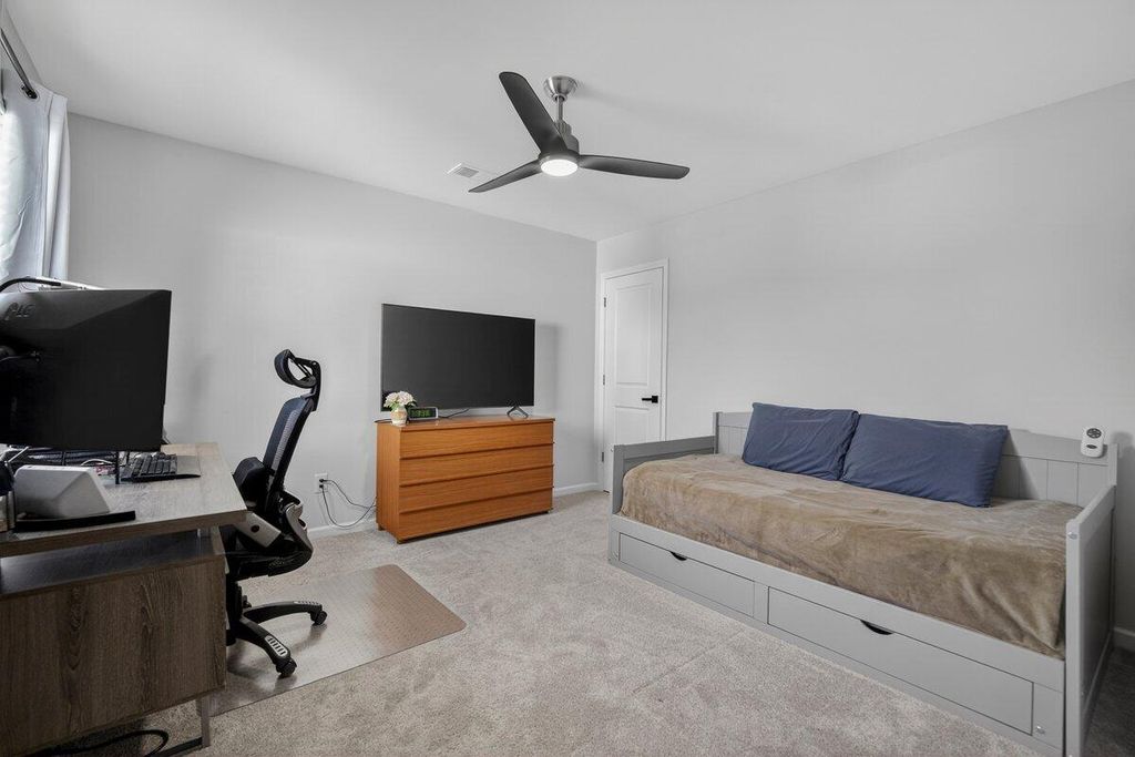 Image 24 of property listing at 161 Surfbird Road, Summerville, SC 29486