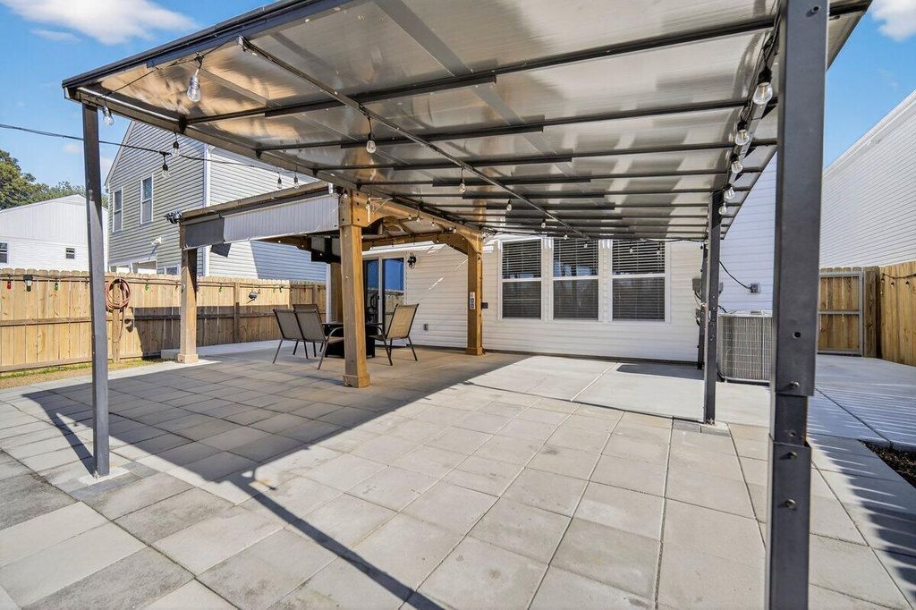 Image 37 of property listing at 161 Surfbird Road, Summerville, SC 29486