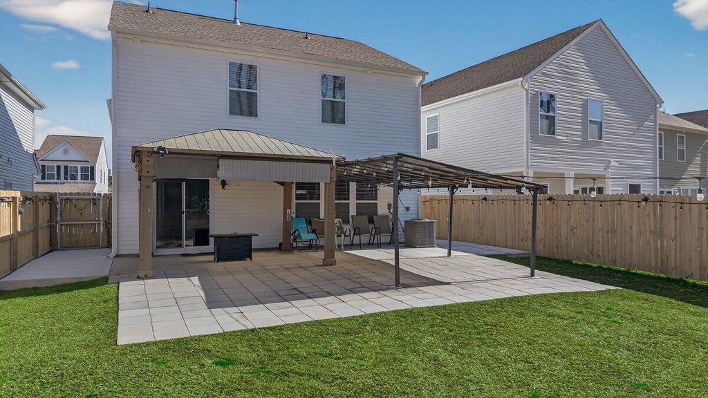 Image 40 of property listing at 161 Surfbird Road, Summerville, SC 29486