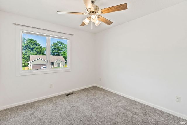 16790 Hatstick Court, Fort Wayne, IN 46845