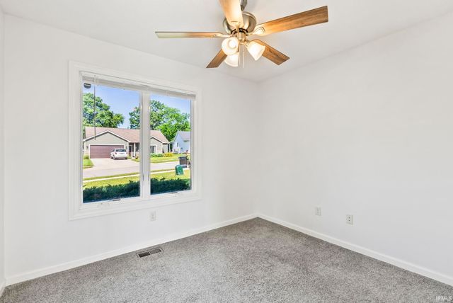 16790 Hatstick Court, Fort Wayne, IN 46845