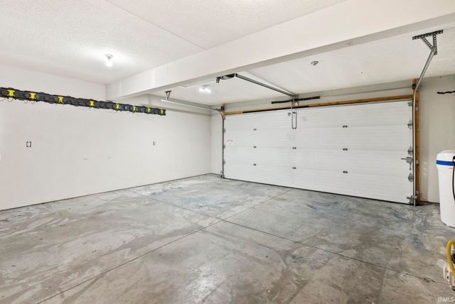 16790 Hatstick Court, Fort Wayne, IN 46845