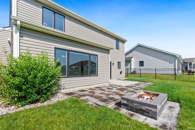 16790 Hatstick Court, Fort Wayne, IN 46845
