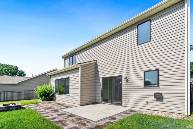 16790 Hatstick Court, Fort Wayne, IN 46845