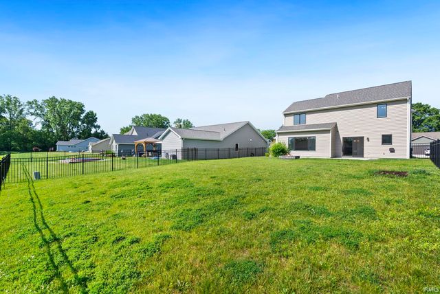 16790 Hatstick Court, Fort Wayne, IN 46845