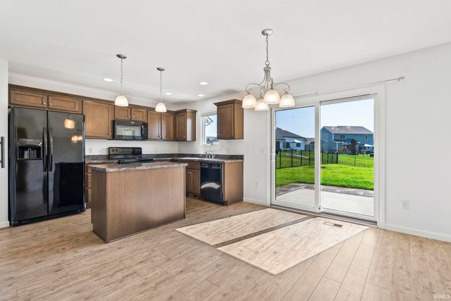 16790 Hatstick Court, Fort Wayne, IN 46845