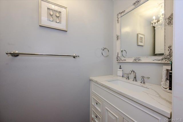 543 W Broadway A, Long Beach, NY 11561