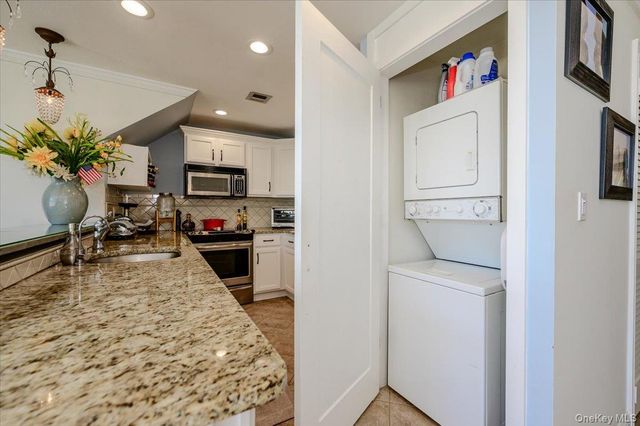 543 W Broadway A, Long Beach, NY 11561