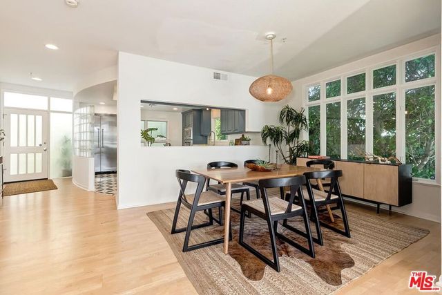 3002 3rd Street 203, Santa Monica, CA 90405