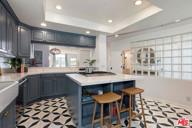 3002 3rd Street 203, Santa Monica, CA 90405