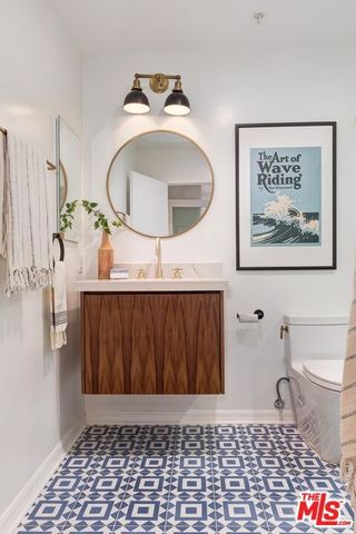 3002 3rd Street 203, Santa Monica, CA 90405