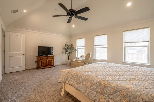 2039 Spieth Street, Granbury, TX 76048