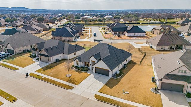 2039 Spieth Street, Granbury, TX 76048