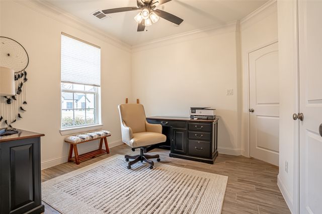 2039 Spieth Street, Granbury, TX 76048