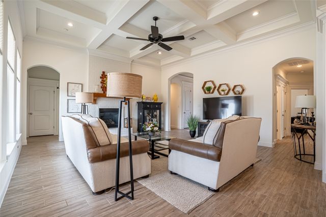 2039 Spieth Street, Granbury, TX 76048