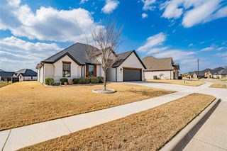2039 Spieth Street, Granbury, TX 76048