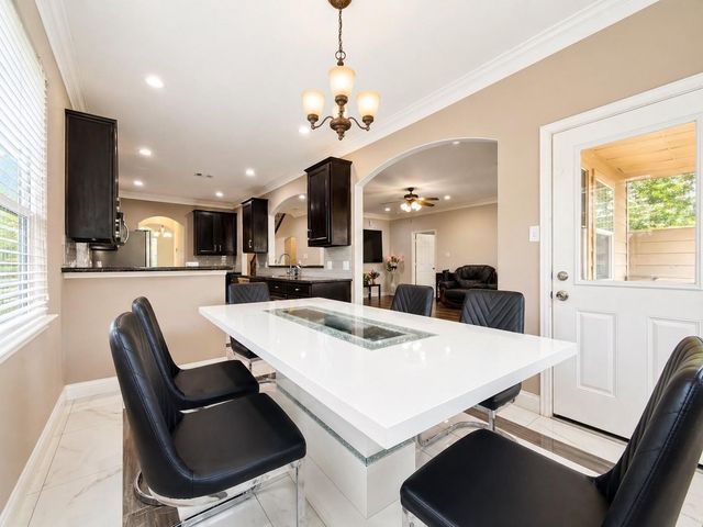 8806 Inglebrook Lane, Houston, TX 77083