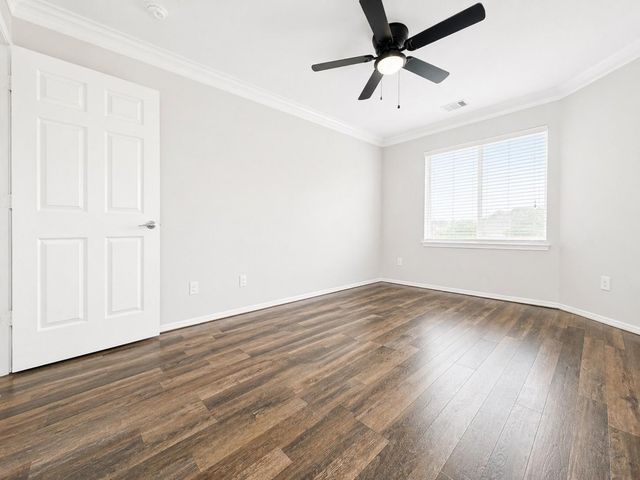 8806 Inglebrook Lane, Houston, TX 77083