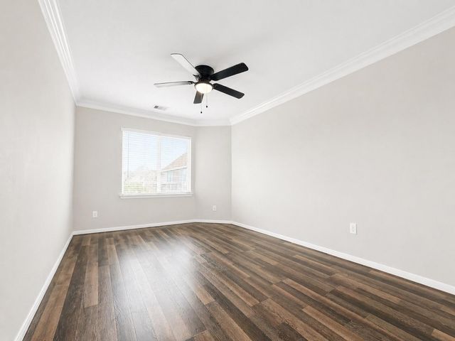 8806 Inglebrook Lane, Houston, TX 77083