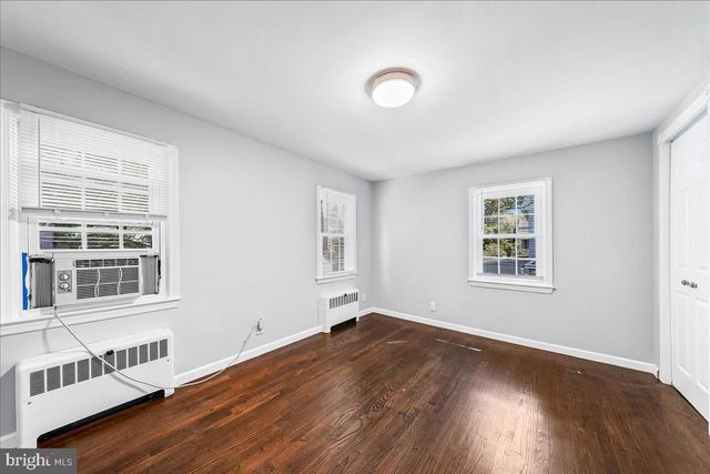 2323 FRANKLIN AVE, Secane, PA 19018