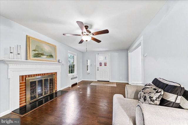 2323 FRANKLIN AVE, Secane, PA 19018