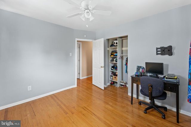 923 OTTO LN, Warminster, PA 18974