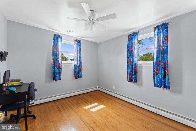 923 OTTO LN, Warminster, PA 18974