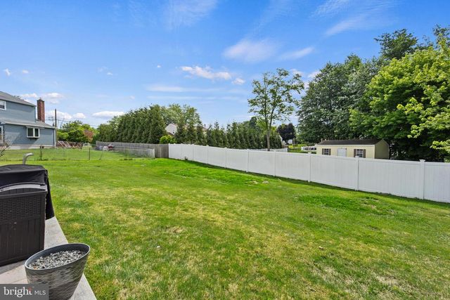 923 OTTO LN, Warminster, PA 18974