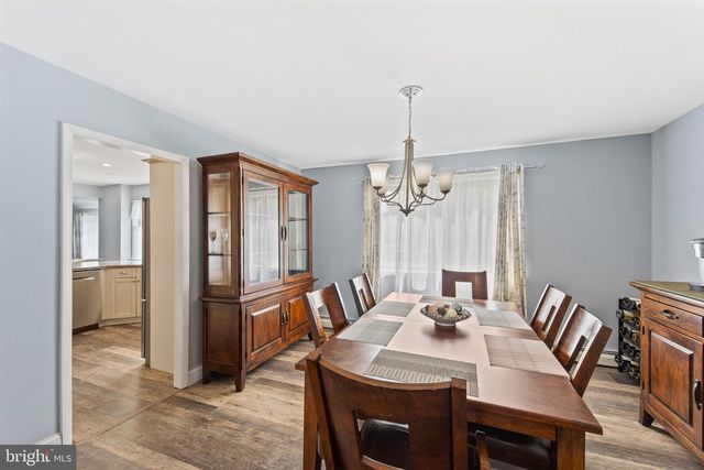 923 OTTO LN, Warminster, PA 18974