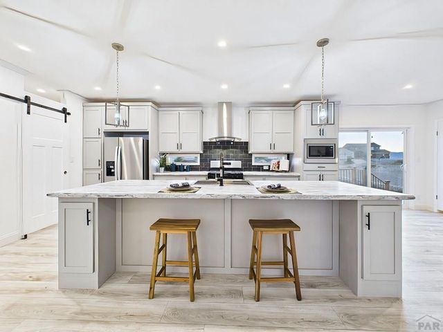 893 S Greenway Ave, Pueblo West, CO 81007