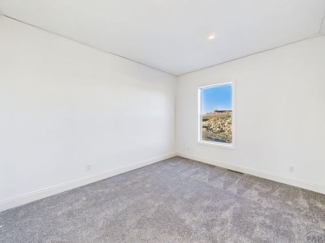 893 S Greenway Ave, Pueblo West, CO 81007