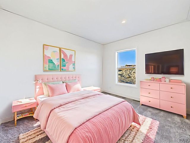 893 S Greenway Ave, Pueblo West, CO 81007