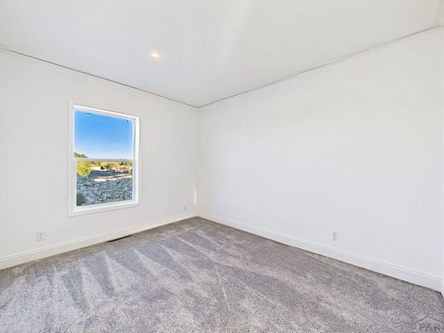 893 S Greenway Ave, Pueblo West, CO 81007