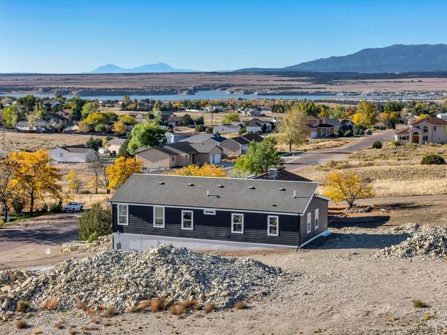 893 S Greenway Ave, Pueblo West, CO 81007