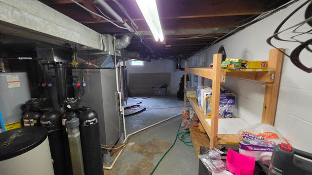 4128 Wells Avenue, Waterloo, IA 50703