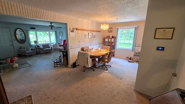 4128 Wells Avenue, Waterloo, IA 50703