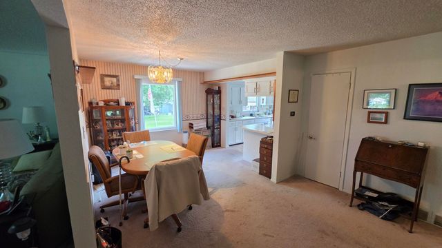 4128 Wells Avenue, Waterloo, IA 50703