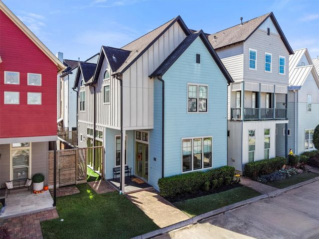 8677 Green Kolbe Lane, Houston, TX 77080