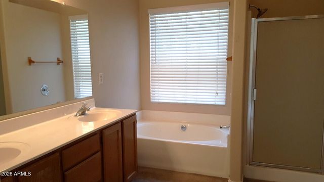 6702 N 89TH Avenue, Glendale, AZ 85305