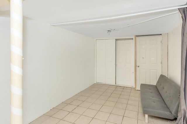 3 Cambridge Street, Glen Cove, NY 11542