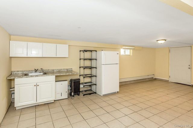 3 Cambridge Street, Glen Cove, NY 11542