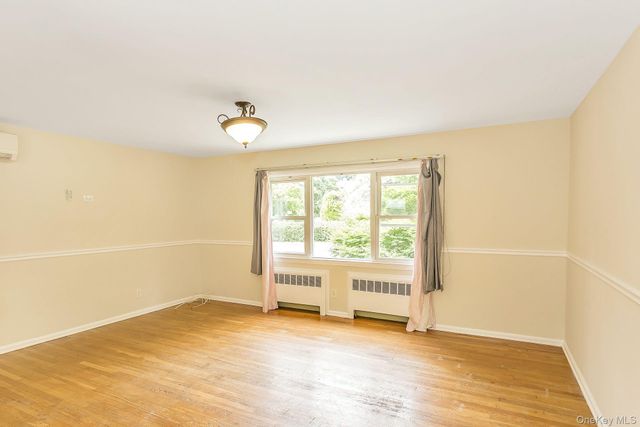 3 Cambridge Street, Glen Cove, NY 11542