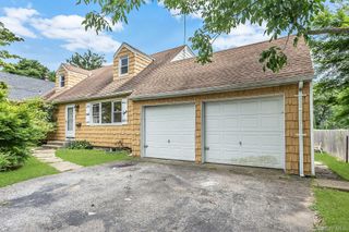 3 Cambridge Street, Glen Cove, NY 11542