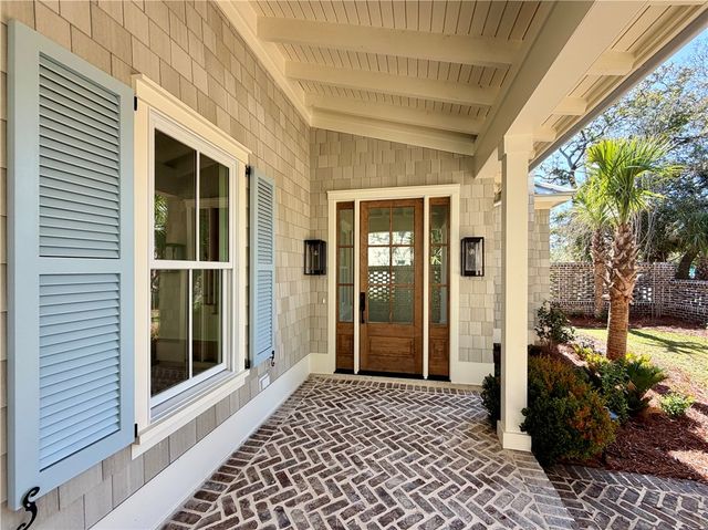 1604 Bruce Drive, St Simons Island, GA 31522