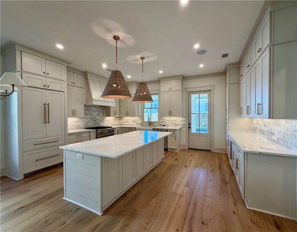 1604 Bruce Drive, St Simons Island, GA 31522